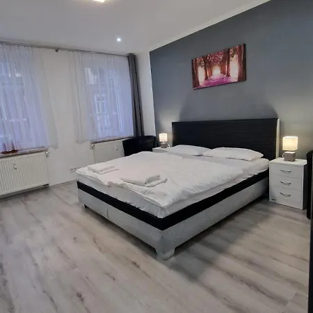 Ct Apartment Wurzen Eksteriør billede